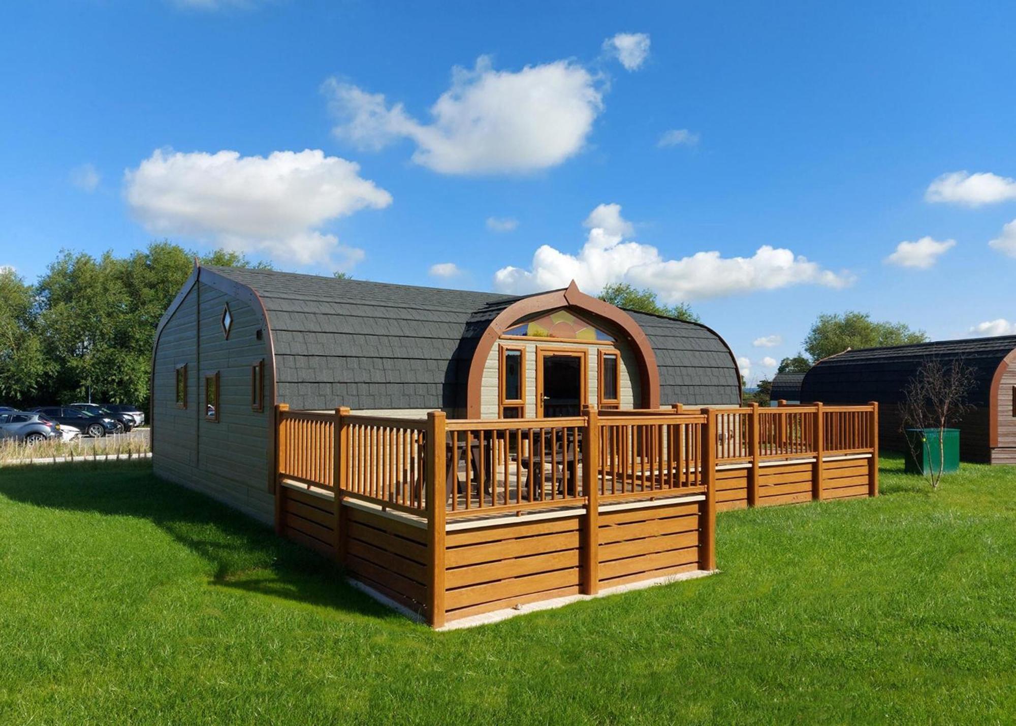 Wild Acre Village At Sundown Adventureland Retford Exterior photo